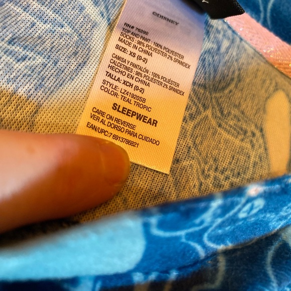 💥Disney Stitch PJ Top with Socks💥 NWT - Picture 7 of 11